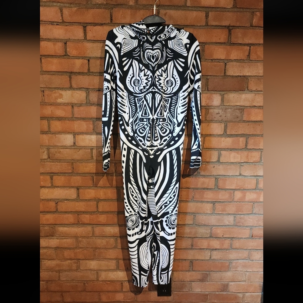 Badinka long sleeve full bodysuit